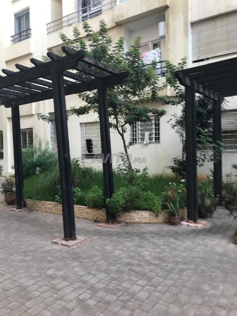 LOUER 53m² PARKING à BOURGOGNE 1min à pied corniche
