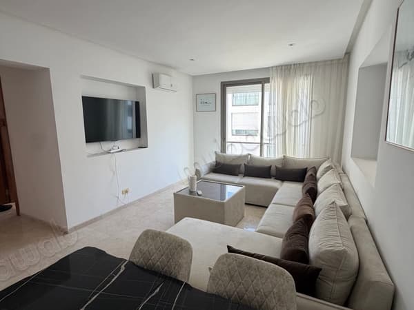 Location d'un appartement à Le 134 SQUAR 2 belles chambres. Bien meublé