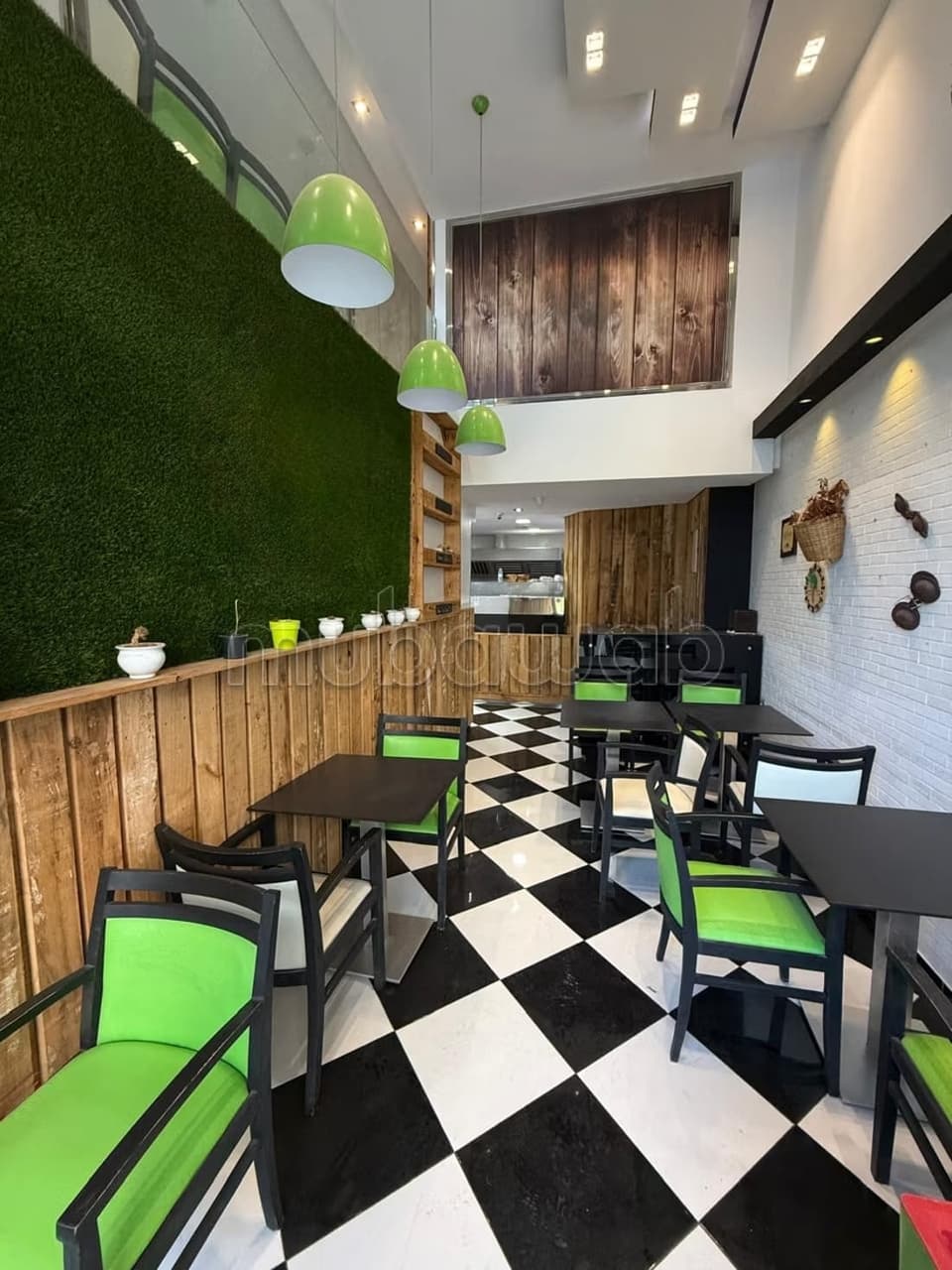 Local commercial Quartier Administratif