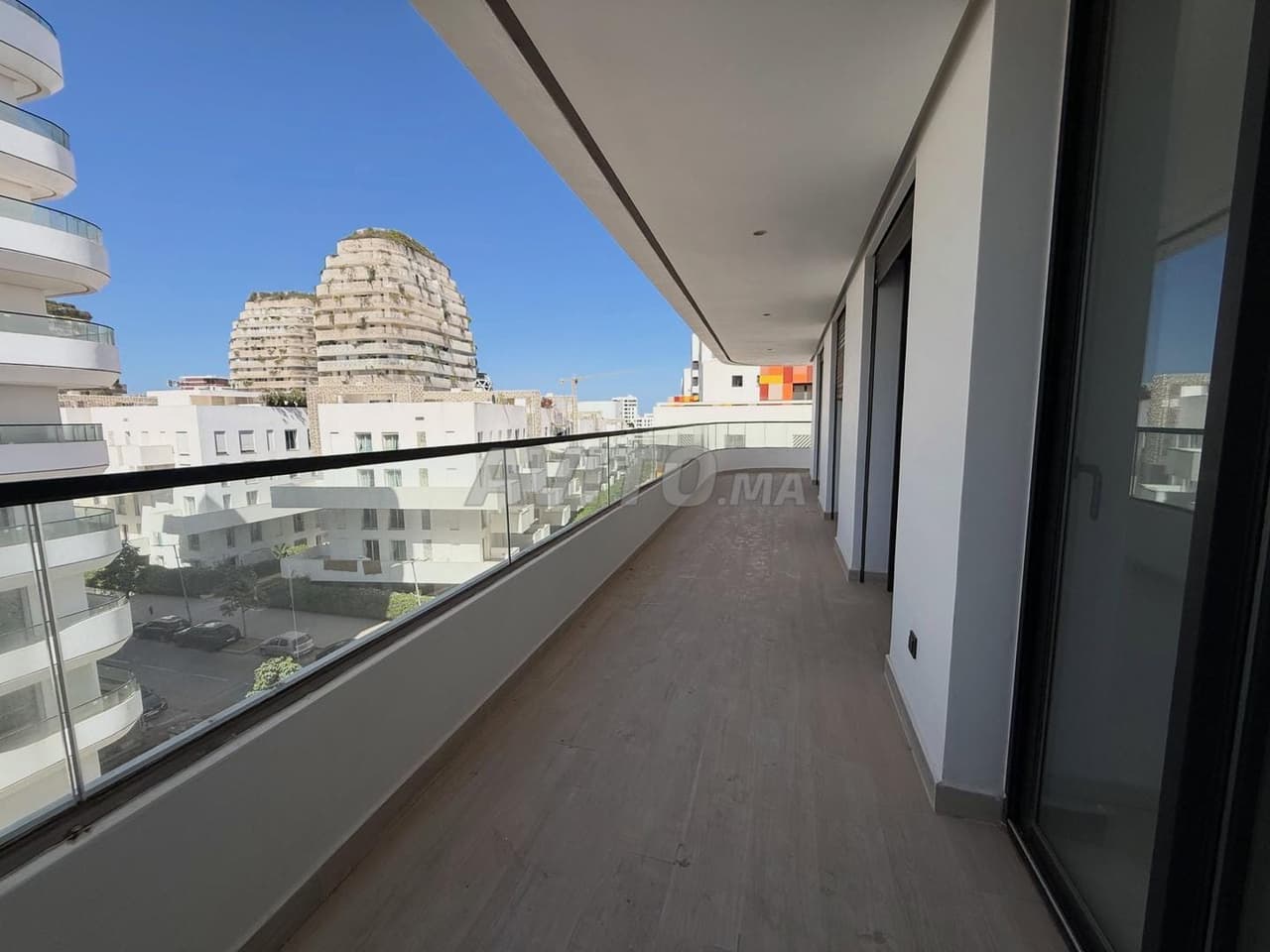 Location appartement vide à Casa Finance City