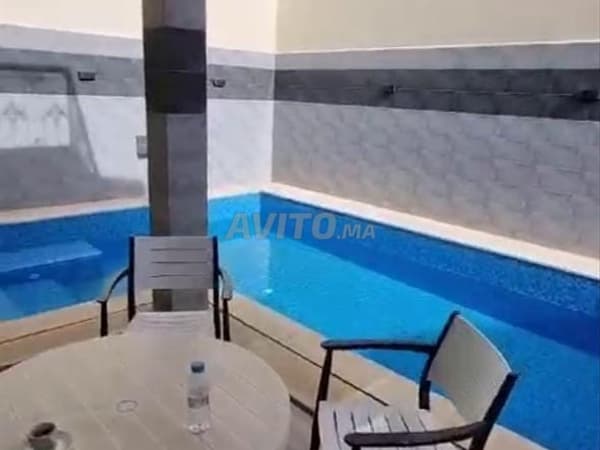 Maison avec piscine à vendre à Massa Tlatongrf