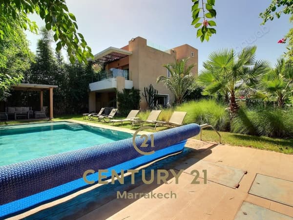 Villa familial– Terrain de 745 m²