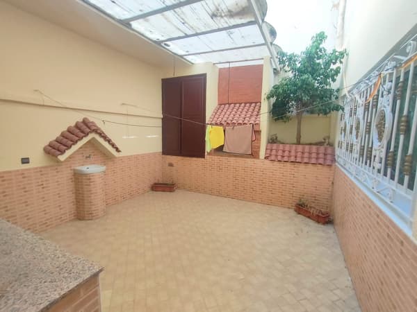 Gemeubileerd appartement 90m² 2Mars TRAM 7000 Dh