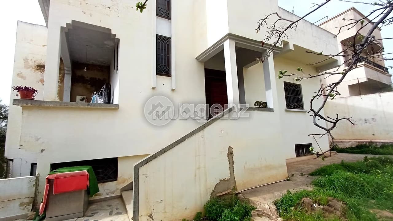 Villa à vendre 460 m², 3 chambres Jnane Ben Halima Meknès