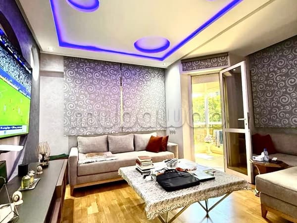 Superbe appartement à louer Agdal. Superficie 155 m². Terrasse et ascenseur