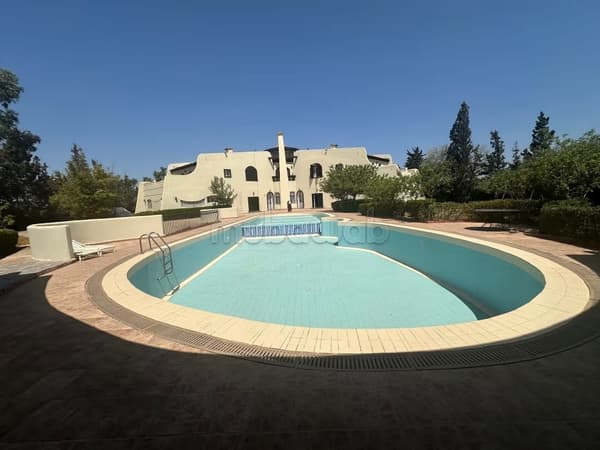 Luxury house for sale in Victoria. Surface of 11600 m². Terrace and garden