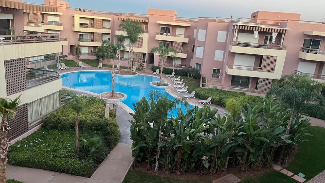 Location d'un appartement à Riad Al Atlas. 3 grandes pièces. Résidence avec concierge…