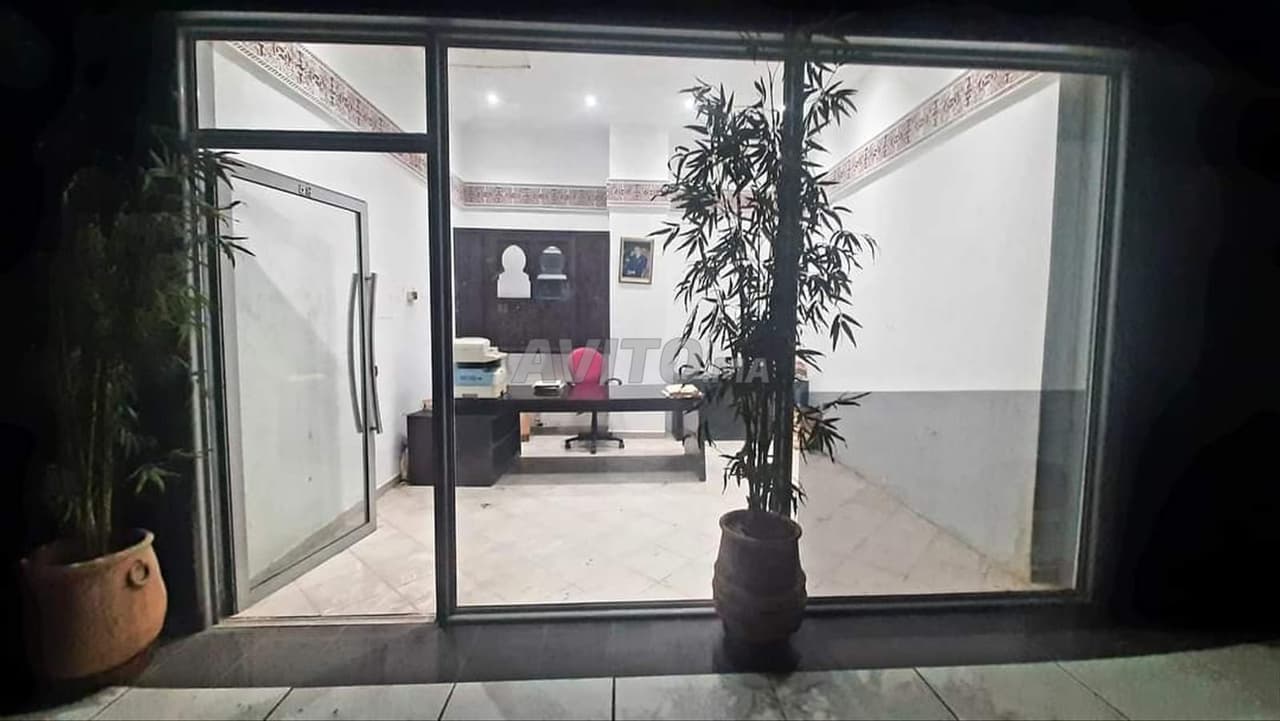Local commercial 20 m² à Espace Val D'Anfa Maarif