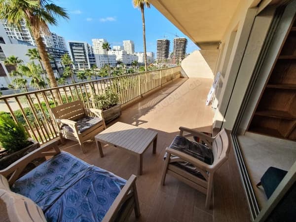 À louer appartement meublé terrasse à cfc
