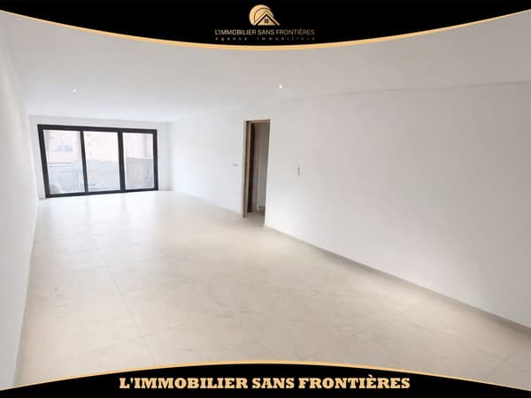 Leeg appartement van 148 m² te huur in Guéliz, 3 slaapkamers