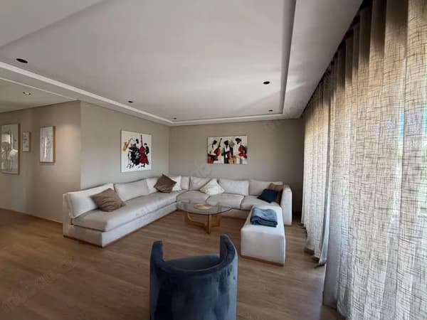 Beautiful apartment with no overlooking