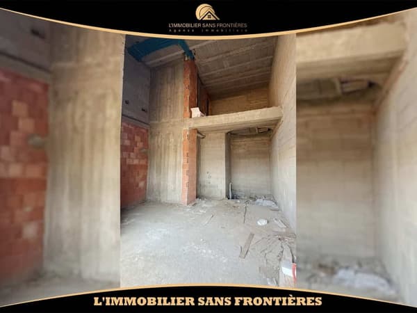 Local commercial neuf à louer à Semlalia, 78 m², Marrakech