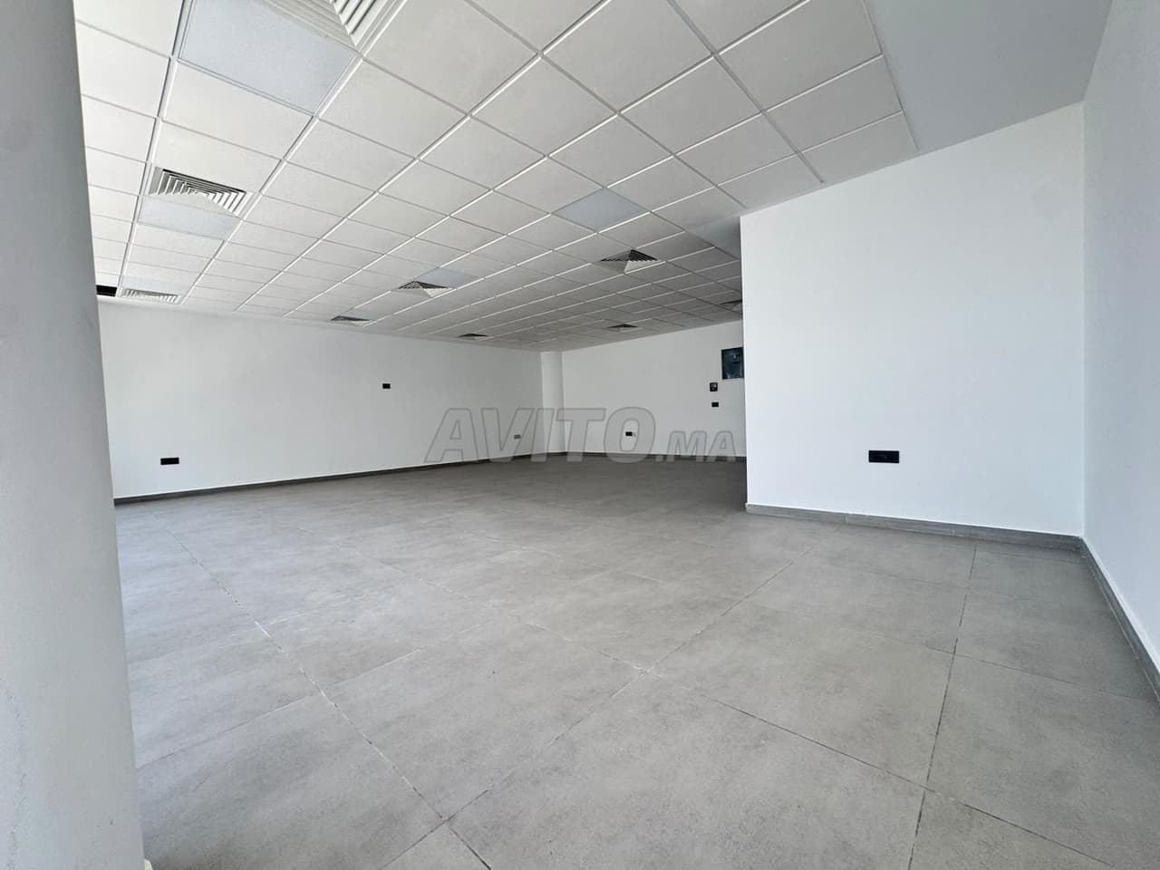 Nieuw kantoor te huur in les Orchidées 82 m²