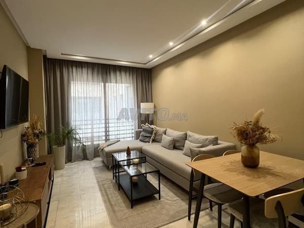 CHARMANT STUDIO À VENDRE – LES PRINCESSES