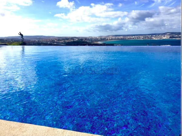 Villa de prestige dominant la baie de Tanger