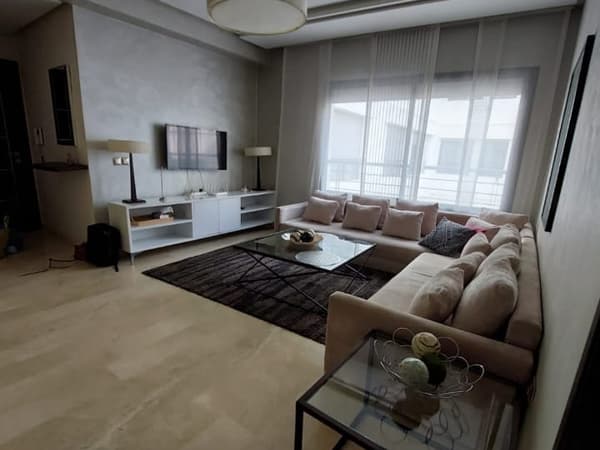 NICE FURNISHED STUDIO PRIME LOCATION -RACINE-