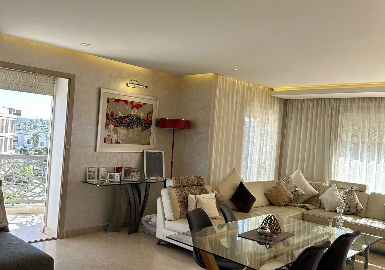 Appartement 171 m² à louer à Casablanca Oasis