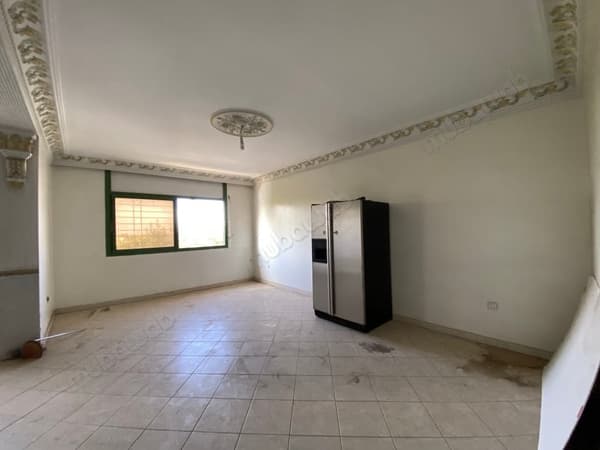 Appartement en vente à Haut Agdal. 3 belles chambres. Terrasse et ascenseur