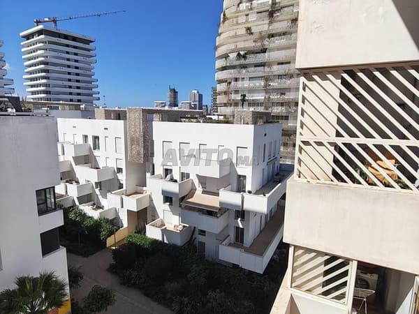 Furnished CFC studio for rent