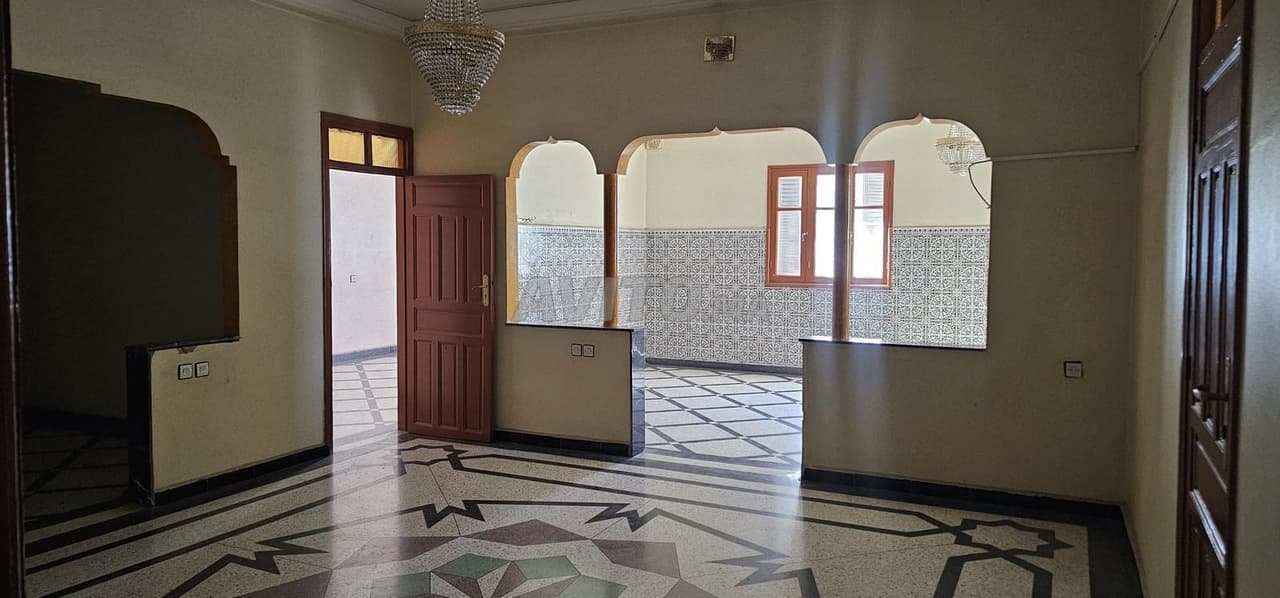 للإيجار دار سلام مقابل ثانوية فتحي