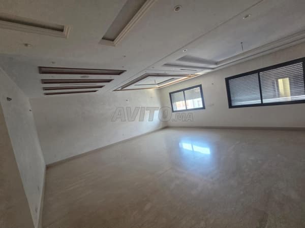Appartement vide à louer 150 m²- val fleuri