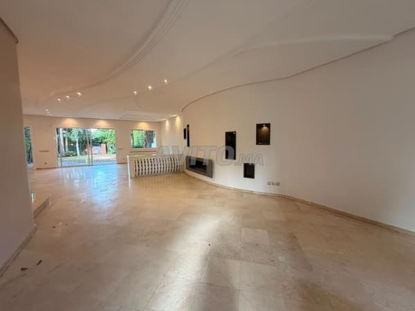 Belle villa rénovée à louer sur ain diab