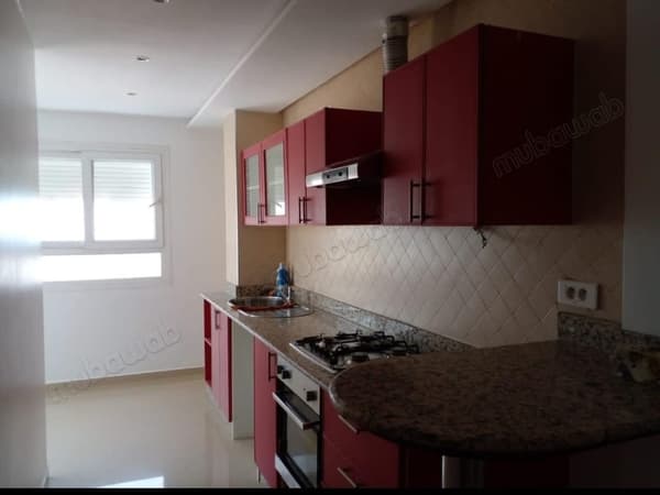 Mooi appartement te koop in Hay Mohammadi. Totale oppervlakte 92 m². Satellietschotel…