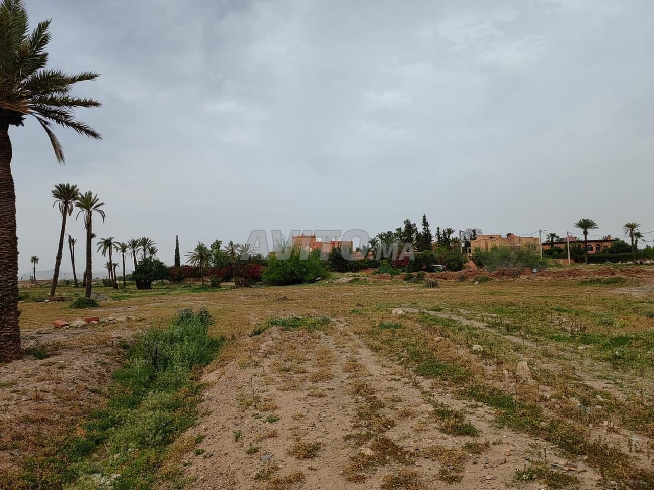 Eigendom grond Zone Villa Targa