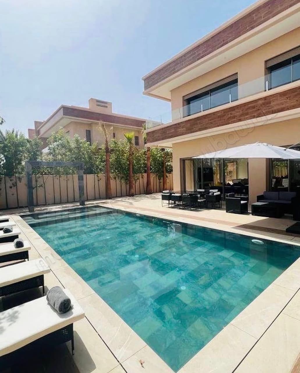 Villa 5 Zimmer möbliert mit privatem Pool im Viertel Agdal in Marrakesch