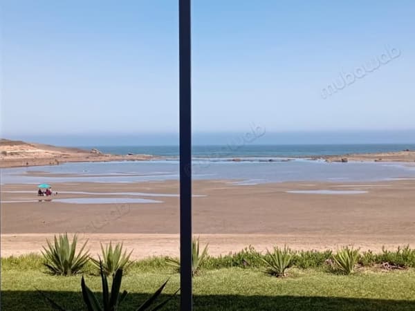 Joli bungalow meublé à louer avec vue sur mer
