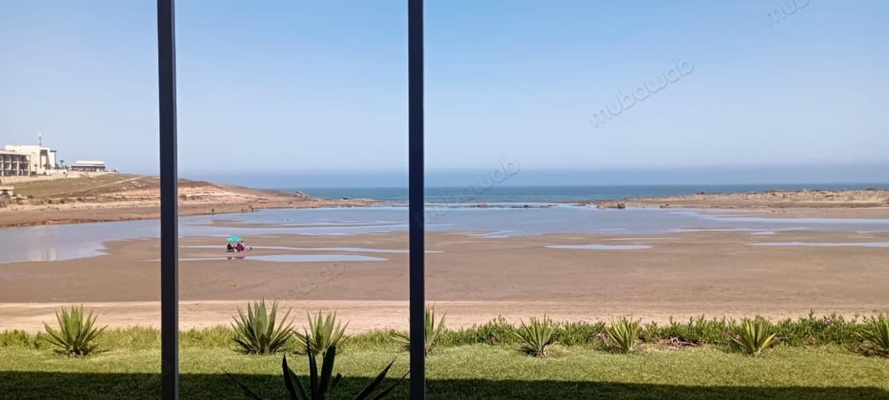 Joli bungalow meublé à louer avec vue sur mer