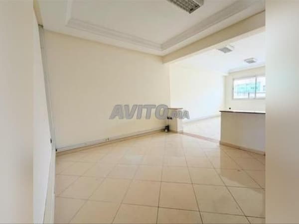 Kantoor 92m2 nabij casavoygeur
