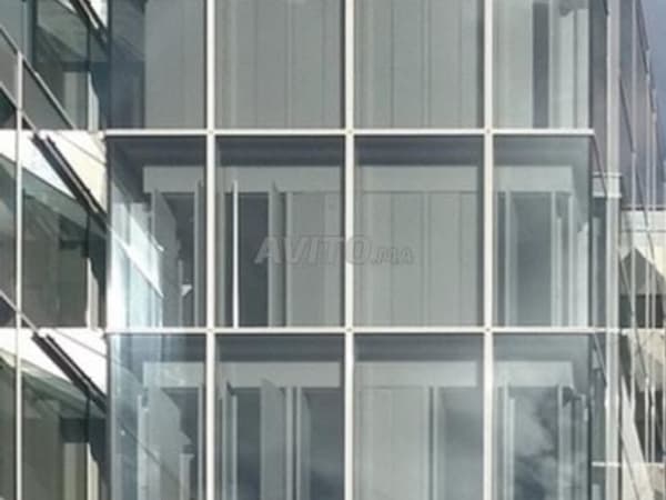 Edificio ad uso ufficio