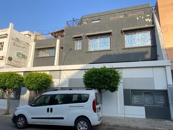 Villa à usage professionnel à louer – tanger