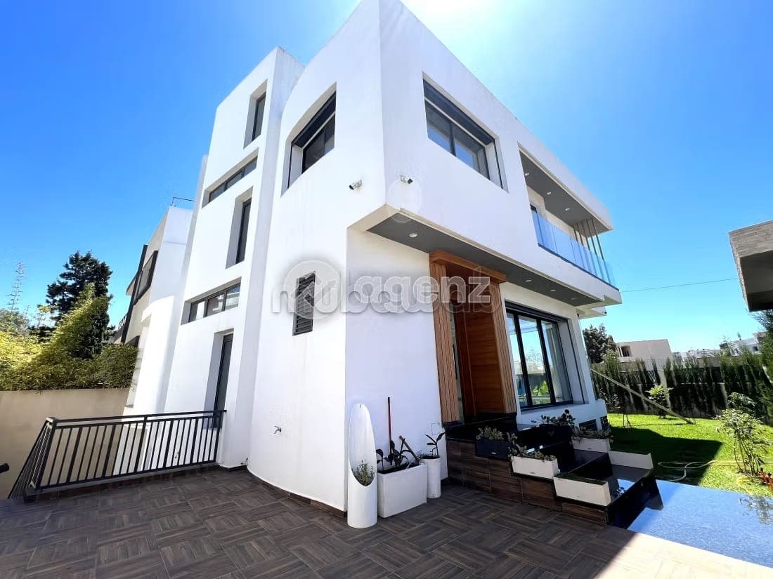 Villa in vendita 300 m², 4 camere Al Qods Mohammedia