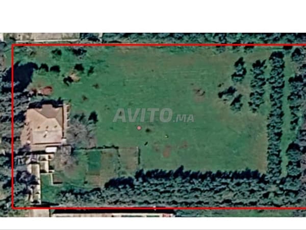 MEKNÈS, OUISLANE. TITRÉ 8800M². CONSTRUCTIBLE