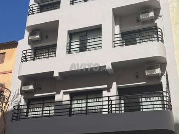 IMMEUBLE À LOUER - APPART-HÔTEL