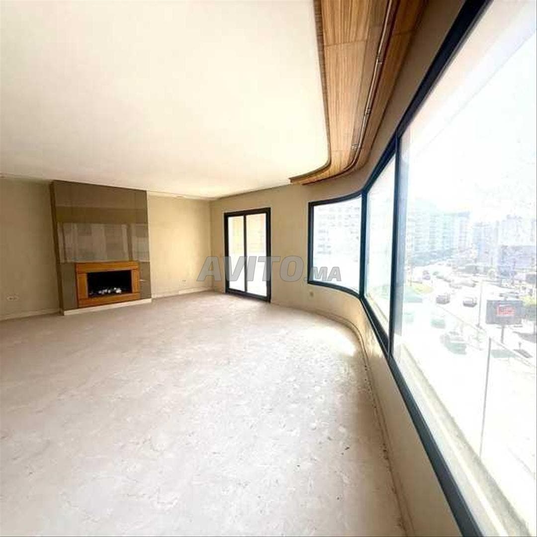 214905-Appt à louer à 15000DH à Racine