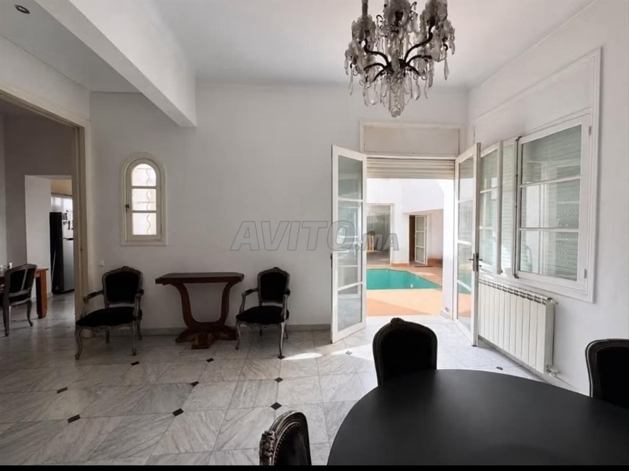 Villa commercial a louer 50.000 dh oisis