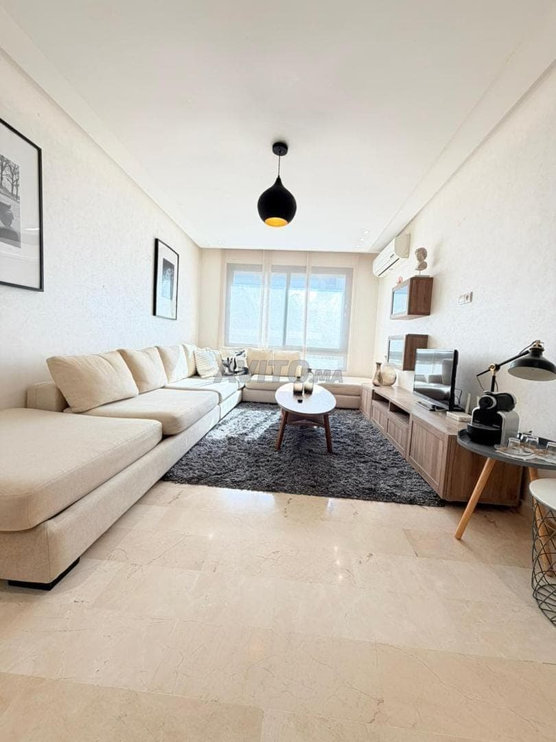 Studio meublé à louer 55 m² à Casablanca maarif