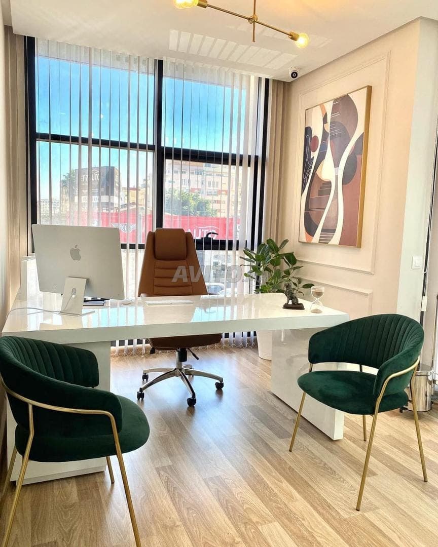 Kantoor 63m² hoog niveau op boulevard Abdelmoumen tram