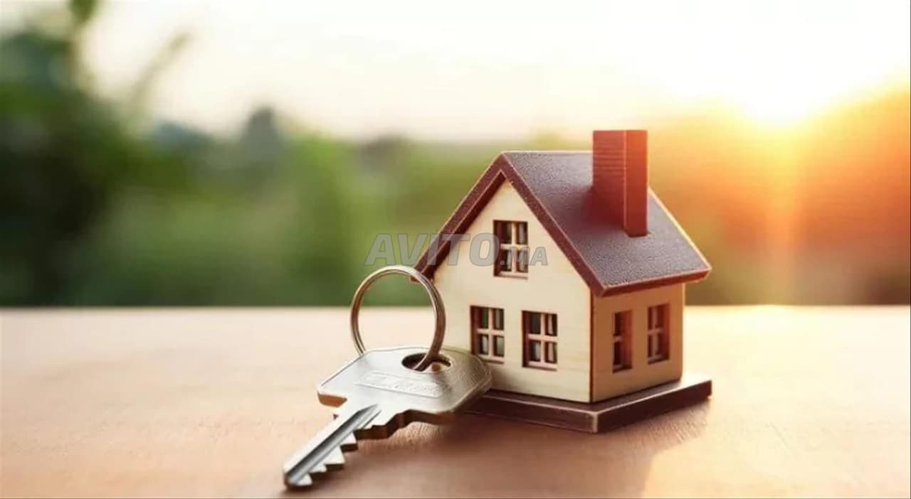 Maison résidentielle en sous-sol et 2 étages