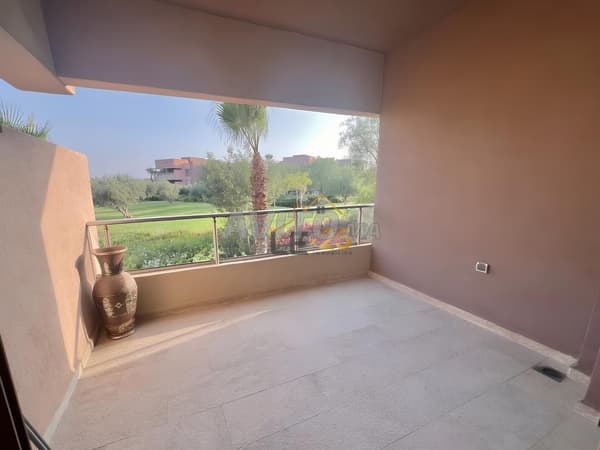 Prestigia Modern appartement met zwembad