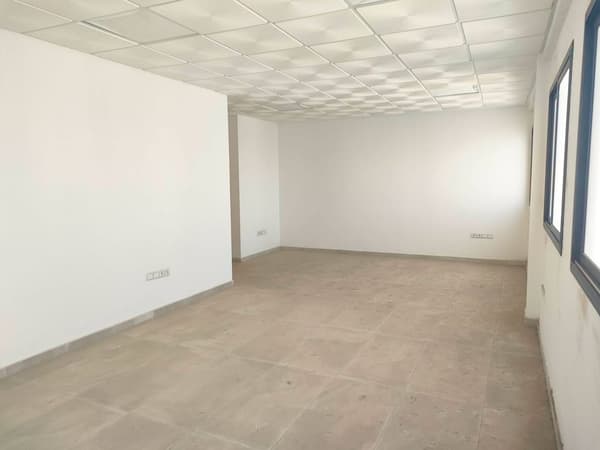 Kantoorvloer 40m² Anfa 6500 dh