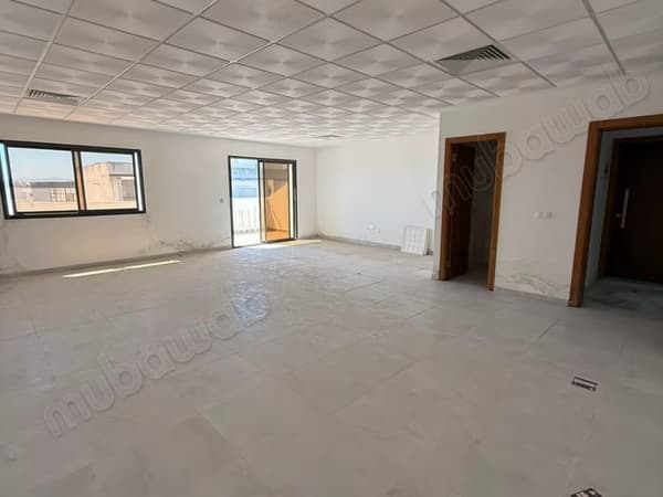 Plateaux de bureaux à Castilla