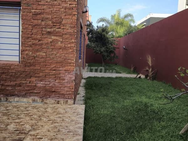 AGRÉABLE VILLA À VENDRE AU CENTRE HARHOURA