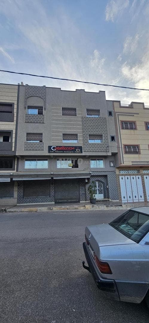 Commercial building with 2 facades, Irris district, Oujda