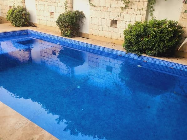 Weelderige gemeubileerde villa te huur – Anfa