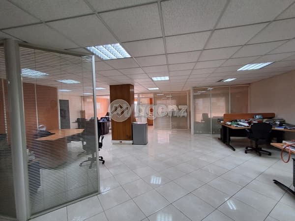 CMN-SI-2087 - Bureau à louer à Bourgogne Est
