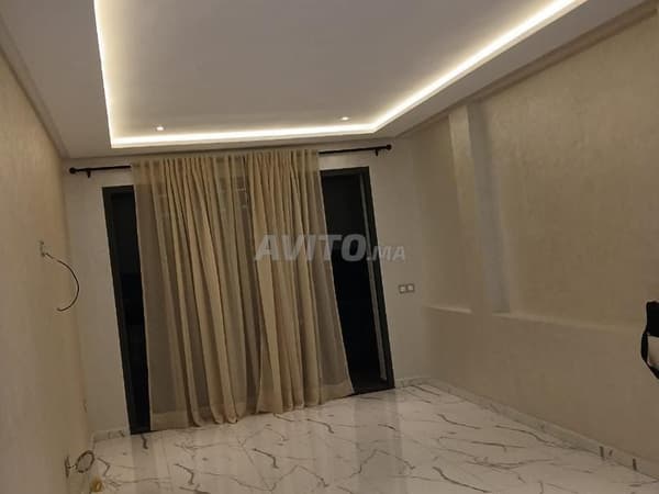 استوديو فارغ للكراء طويل الأمد
